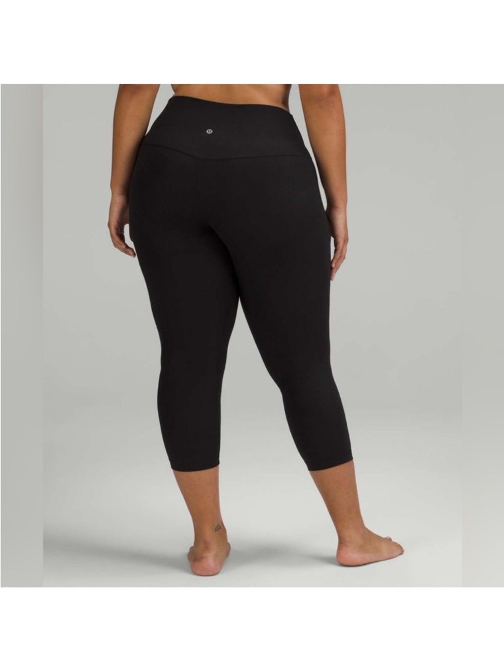 Lululemon Align Ribbed High-Rise Crop 23" in Black - Size 12